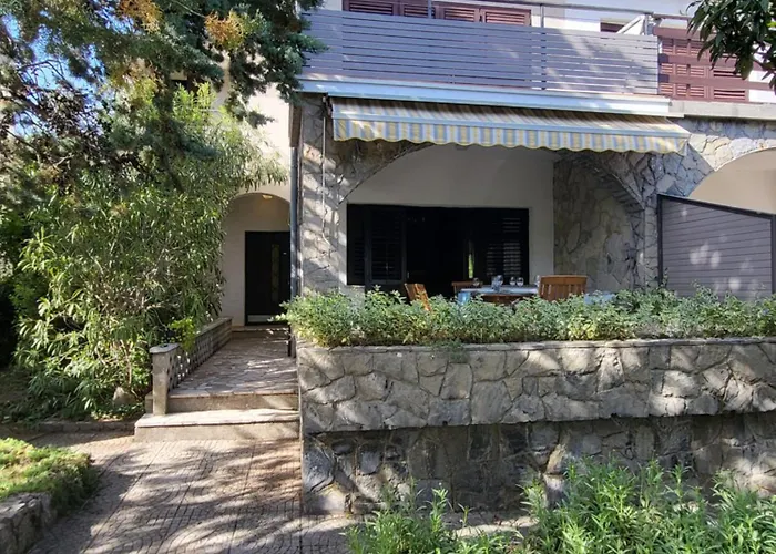 Διαμέρισμα With Terrace Overlooking The Krk Town