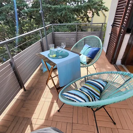 With Terrace Overlooking The Appartement *